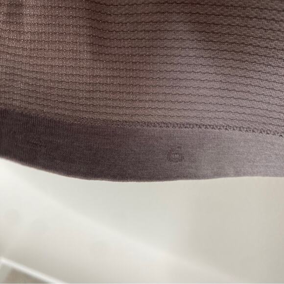 Lululemon Swiftly Tech Racerback Running Tank Top Gray Neon Yellow-Green Size 6 - Picture 4 of 8